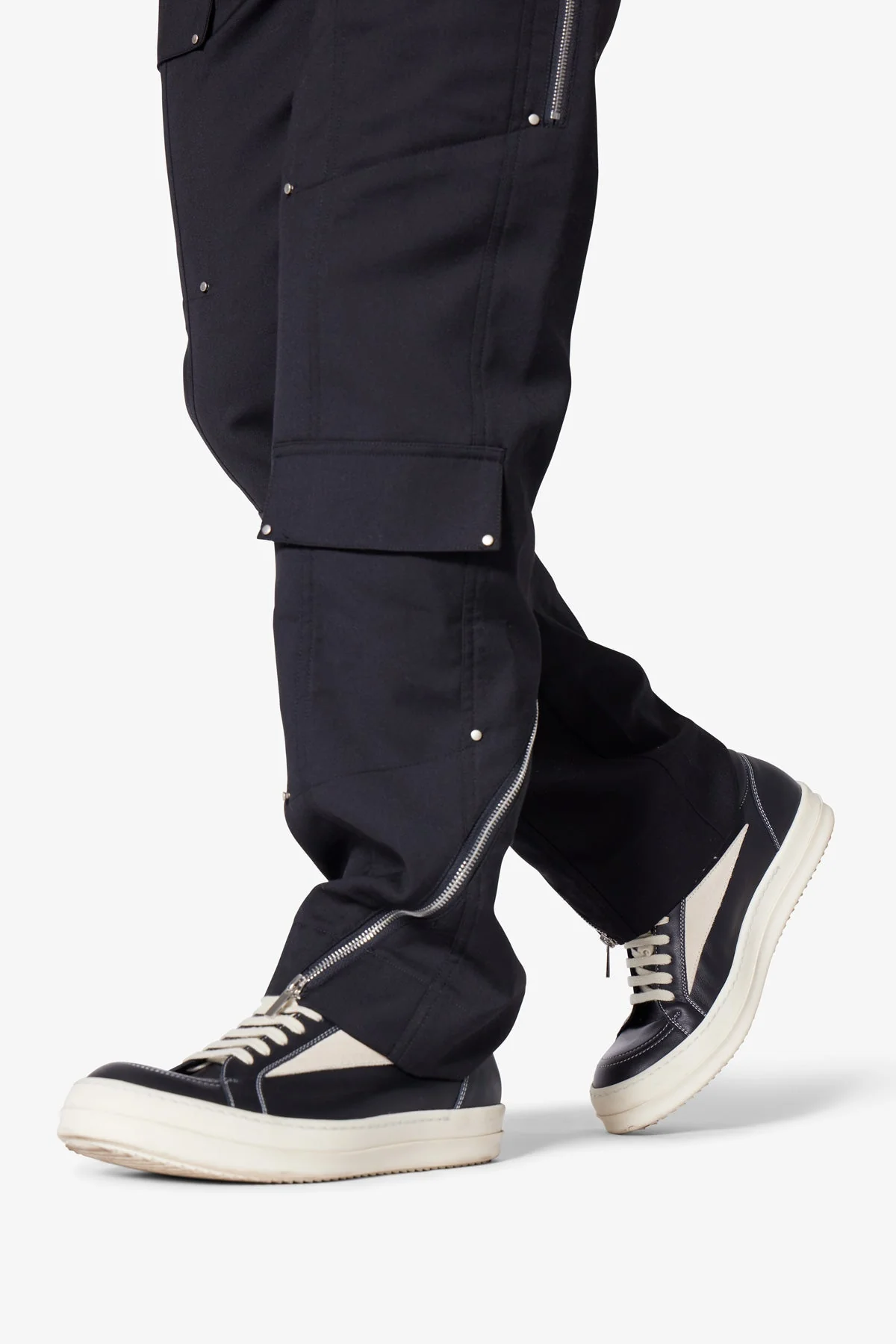 Angled Zip Cargo Pants - Black - Image 8