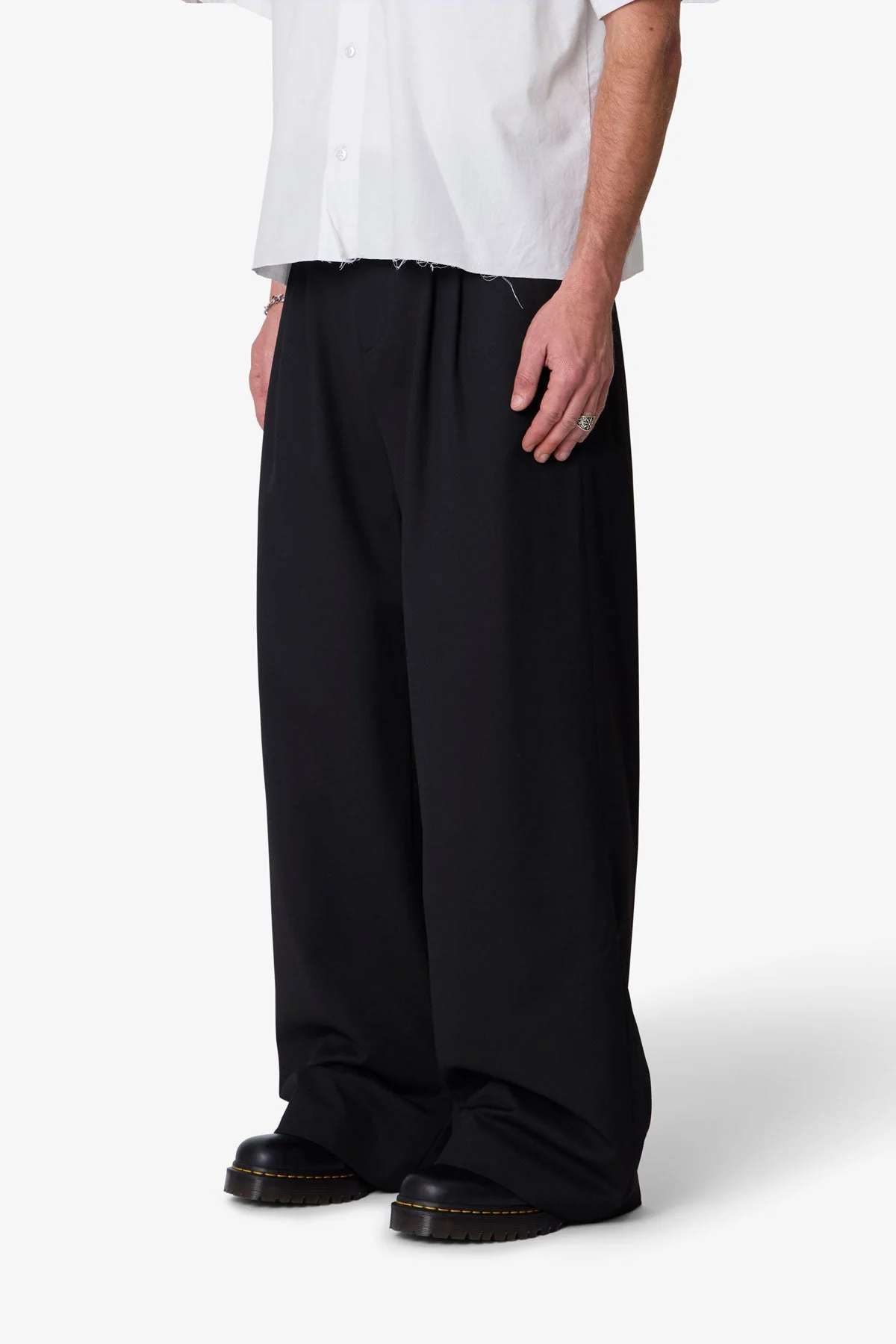 Easy Pleated Trouser Pants - Black - Image 3