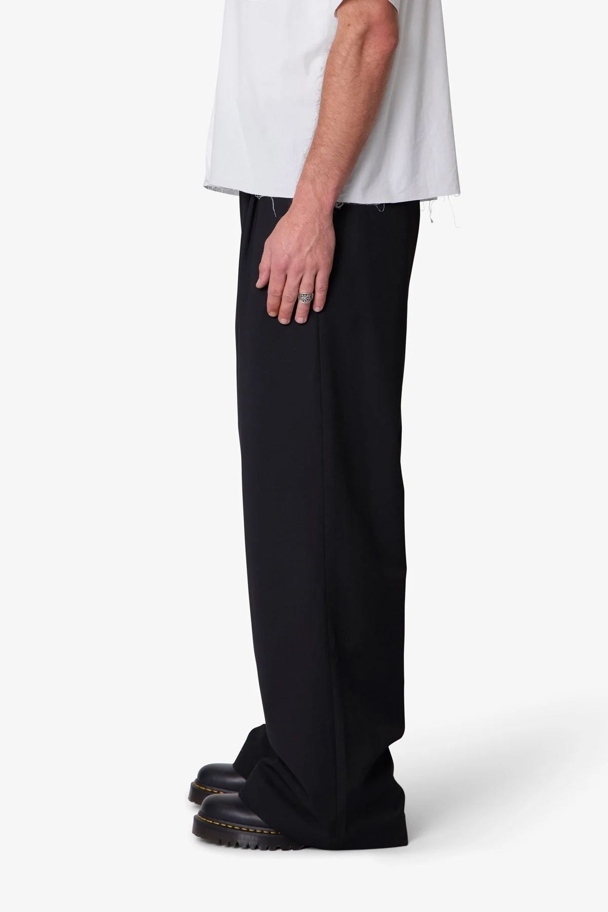 Easy Pleated Trouser Pants - Black - Image 4