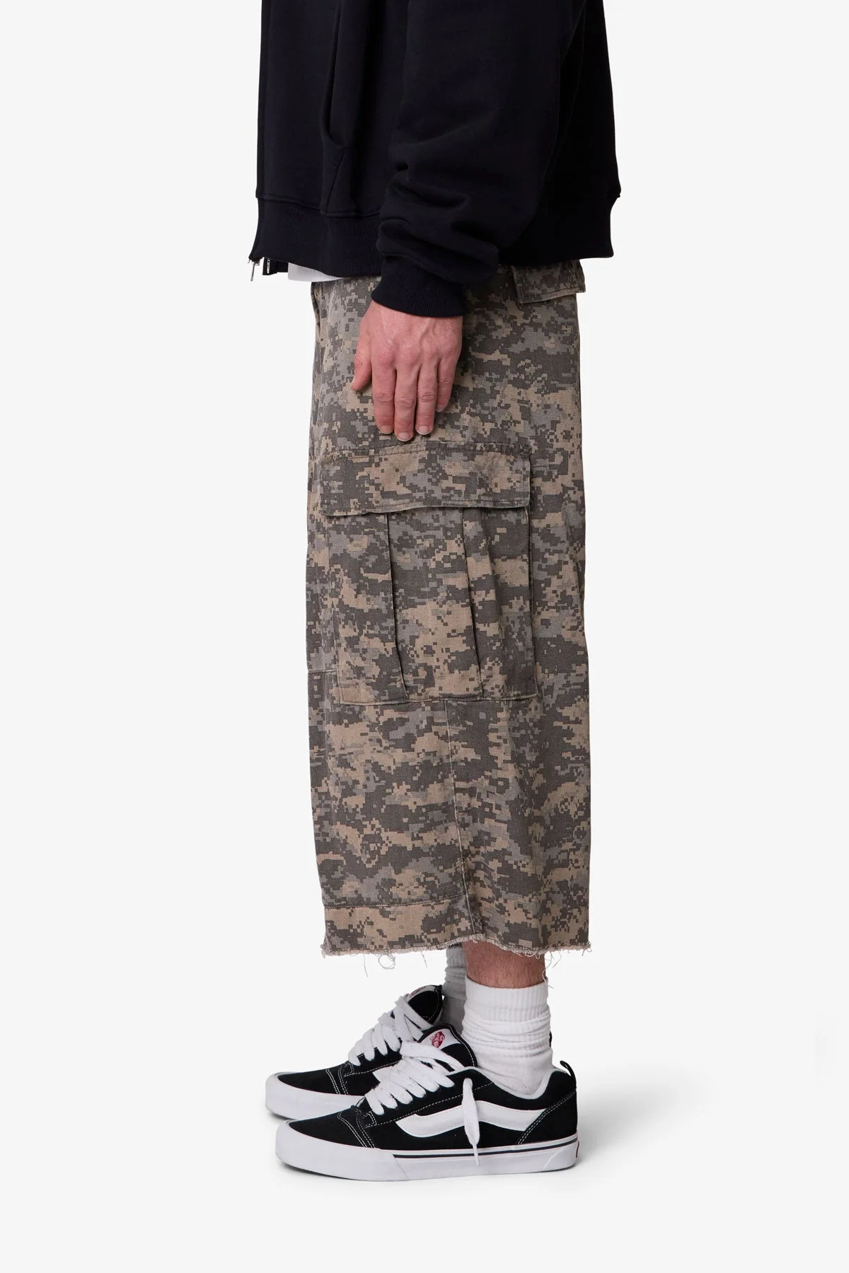 Extra Long Cargo Shorts - Digi Camo - Image 4
