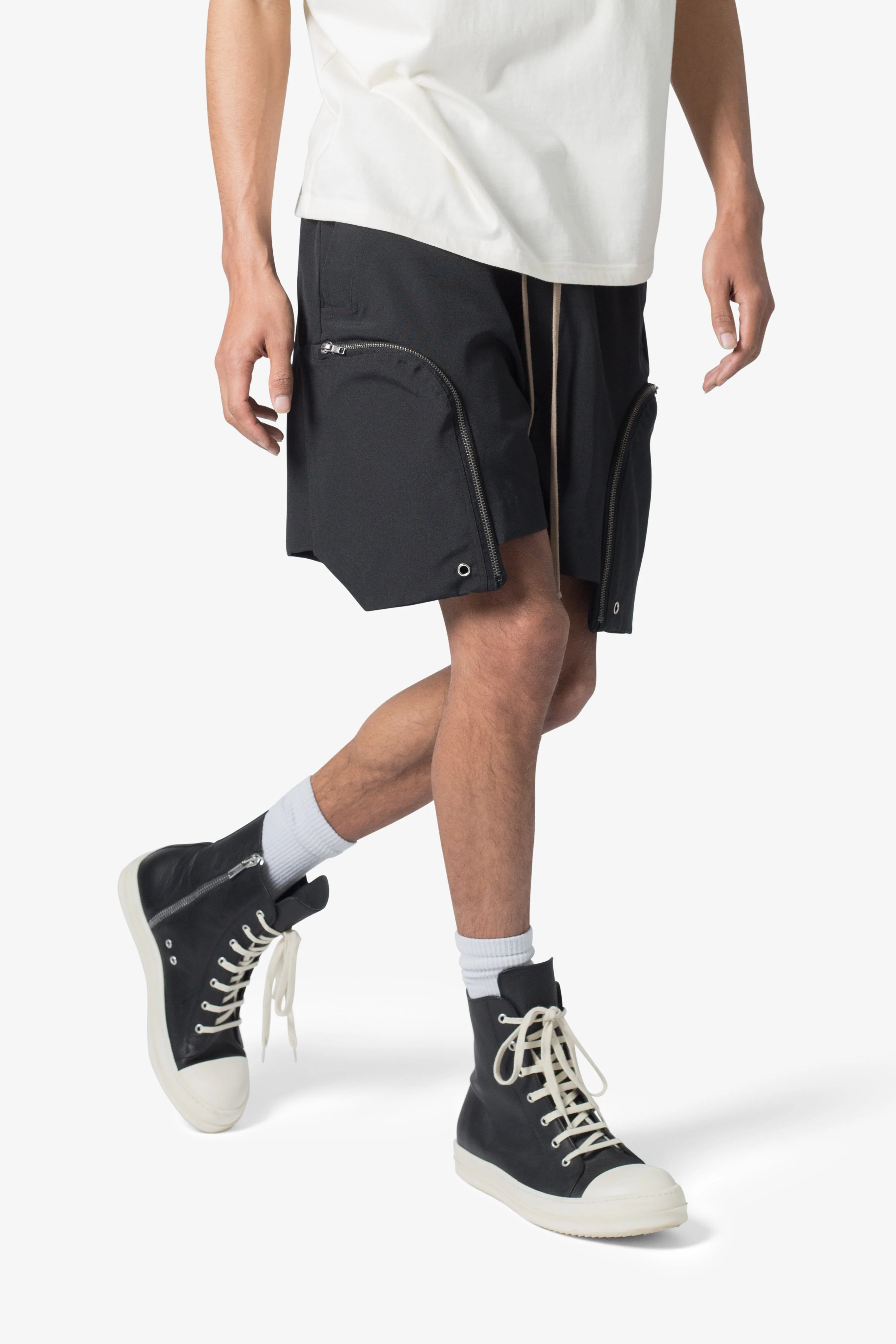 Front Pocket Geo Shorts - Black - Image 6