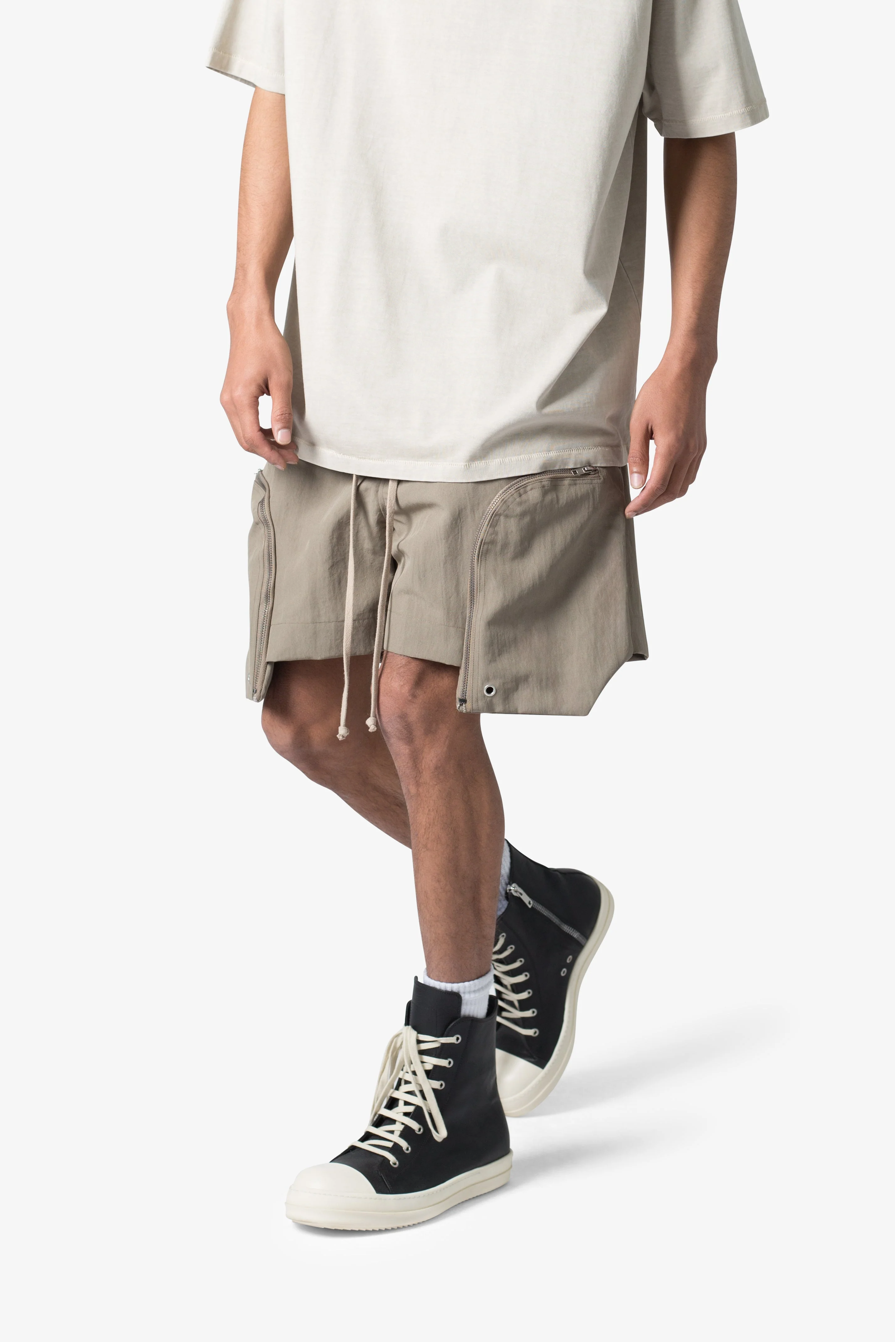 Front Pocket Geo Shorts - Olive - Image 6