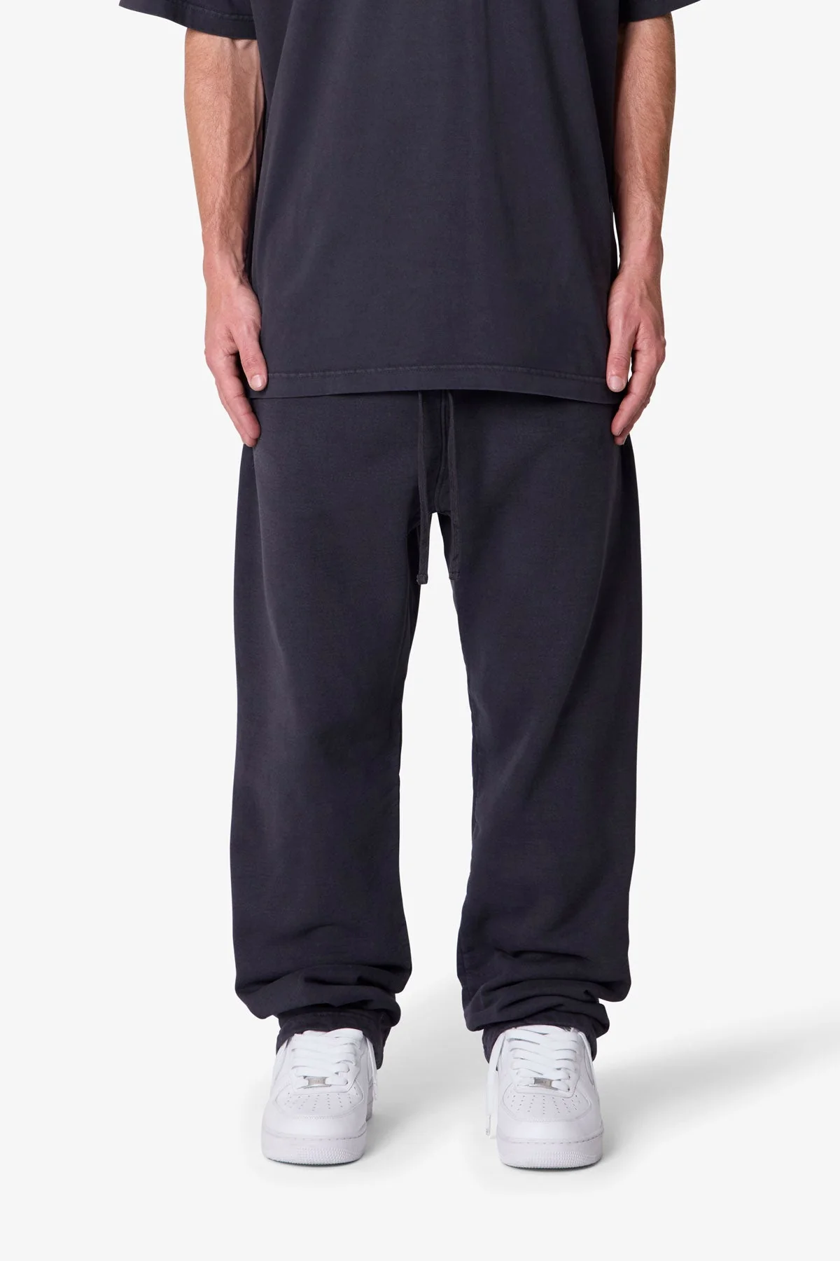 Heavy Basic Relaxed Sweatpants - Washed Black - Image 2
