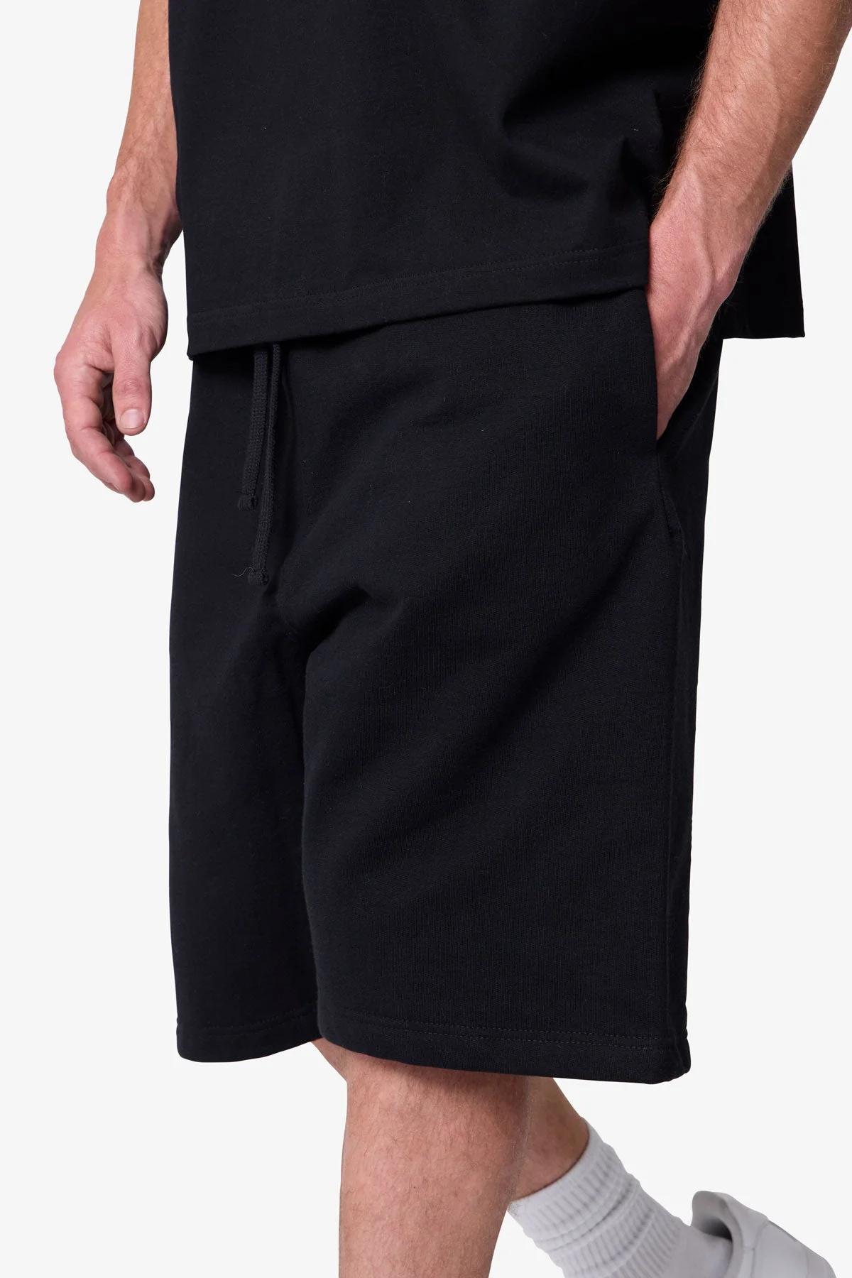 Heavy Basic Sweatshorts - Black - Image 7