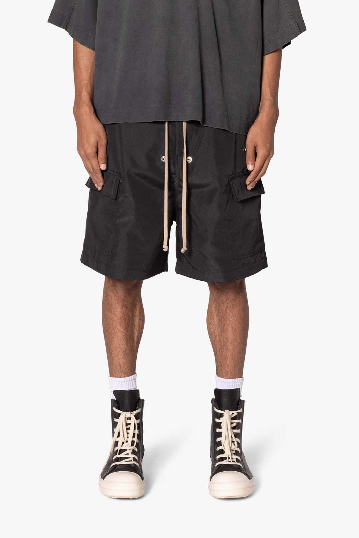 Rave Double Cargo Shorts - Black - Image 2
