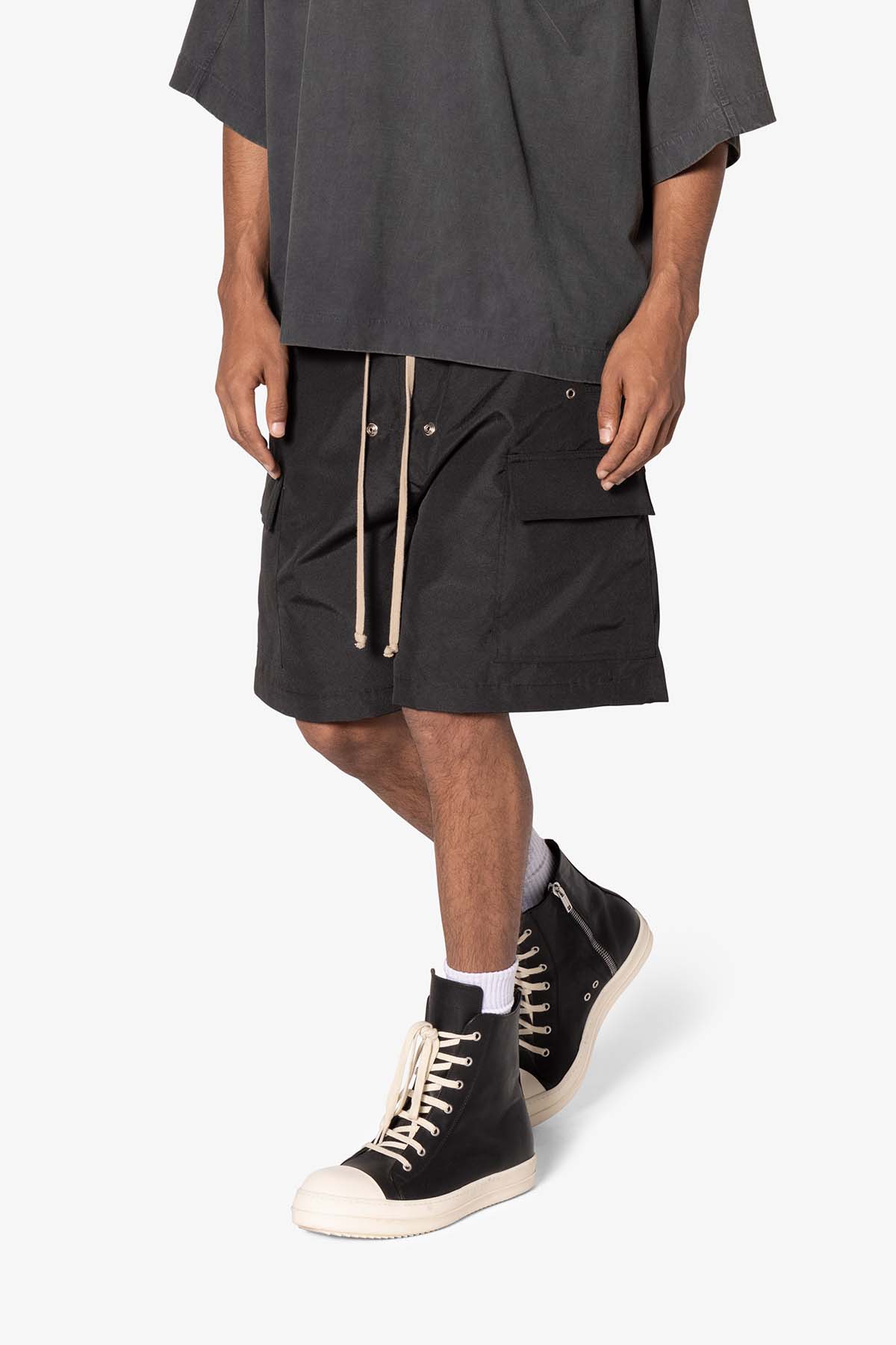 Rave Double Cargo Shorts - Black - Image 6