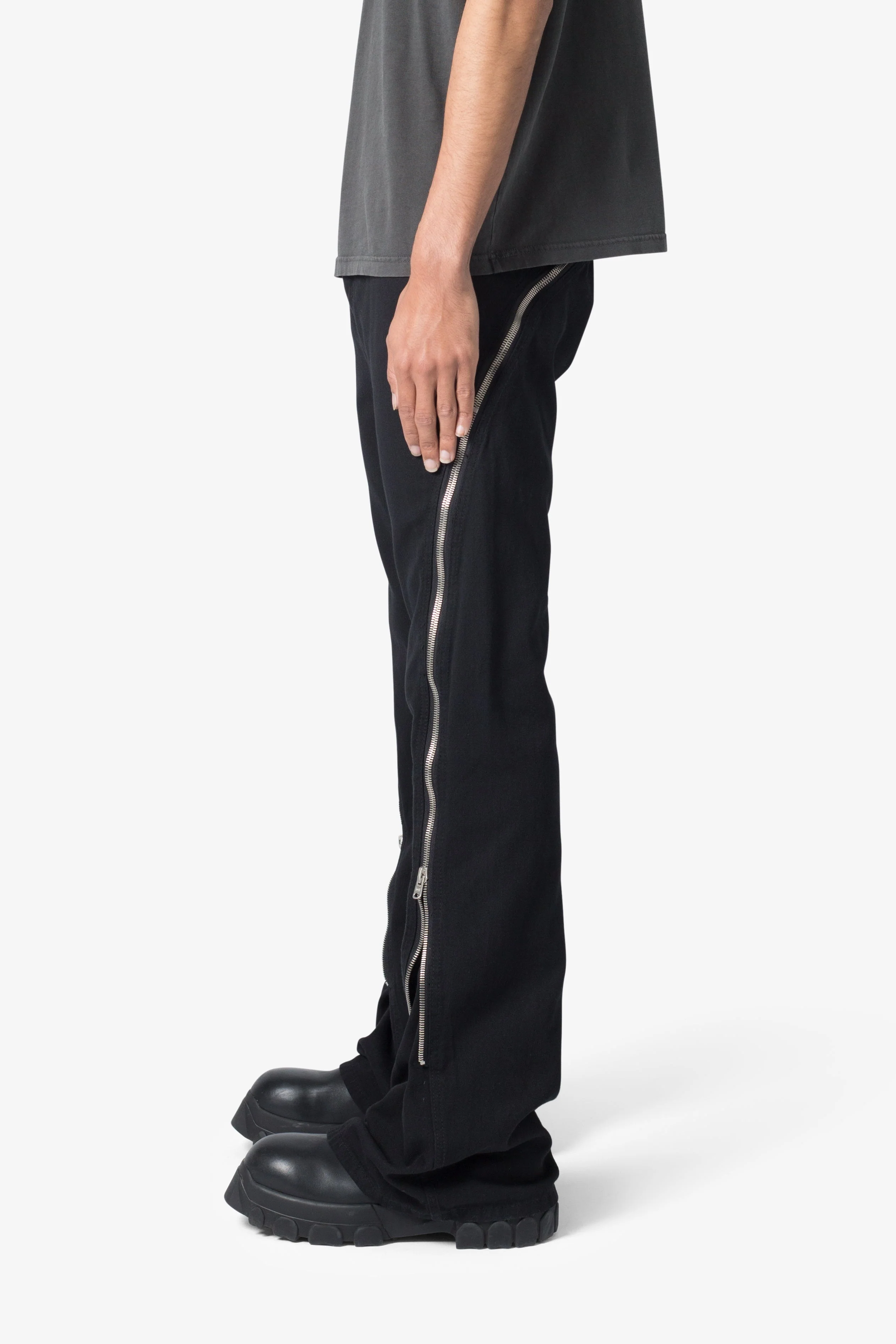 D519 Zipper Flare Denim - Black - Image 4