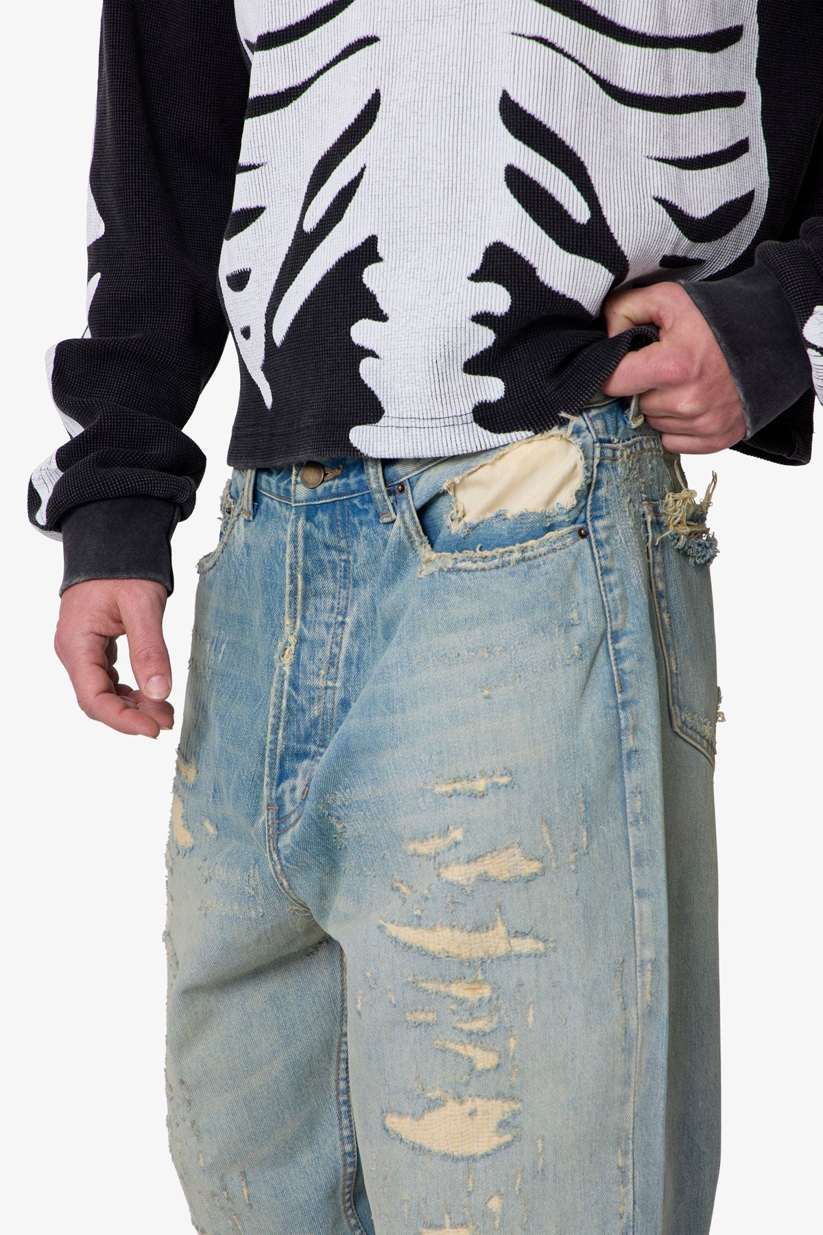 Distressed Ultra Baggy Denim - Blue - Image 7