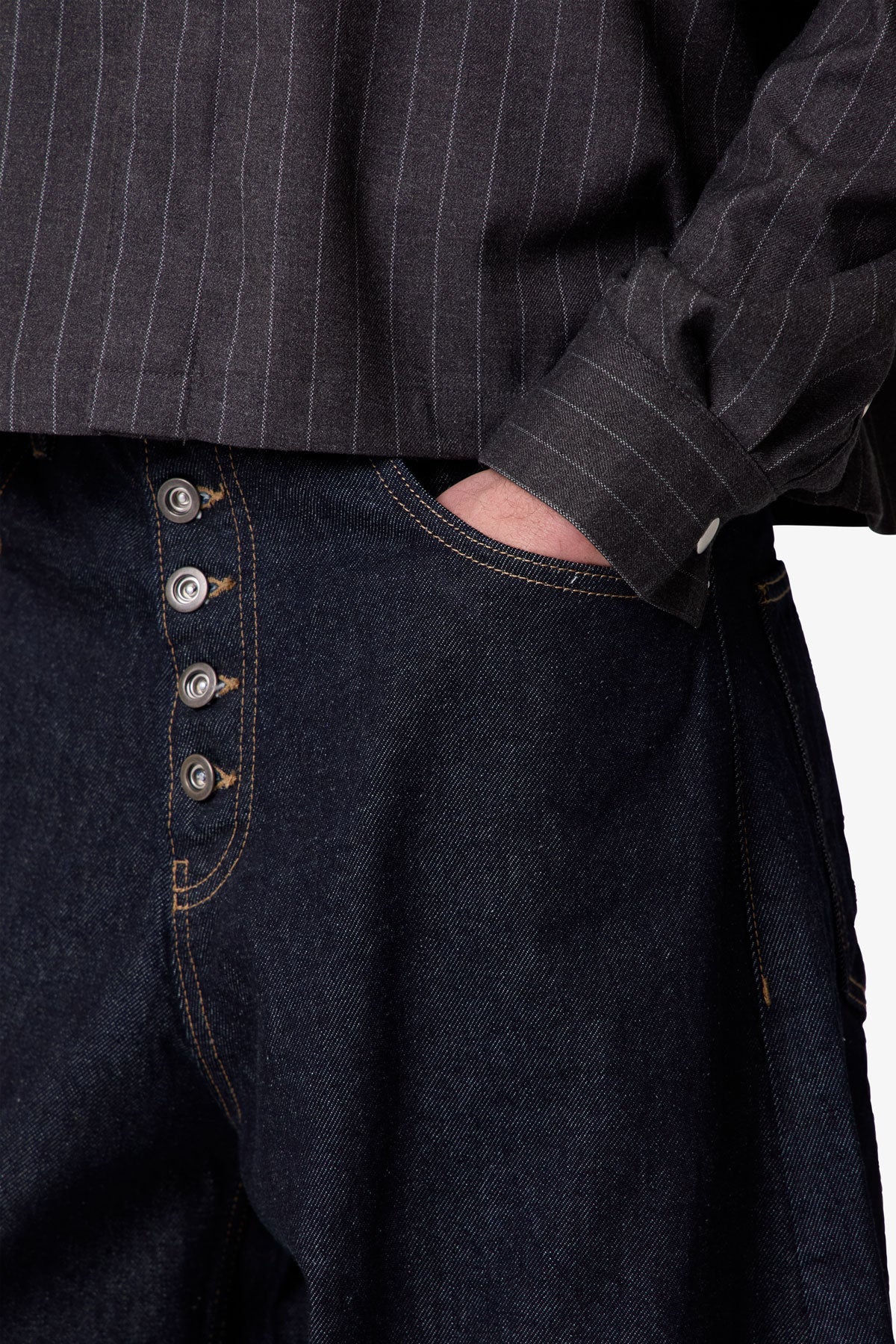 Exposed Shank Barrel Denim - Rinsed Indigo - Image 7