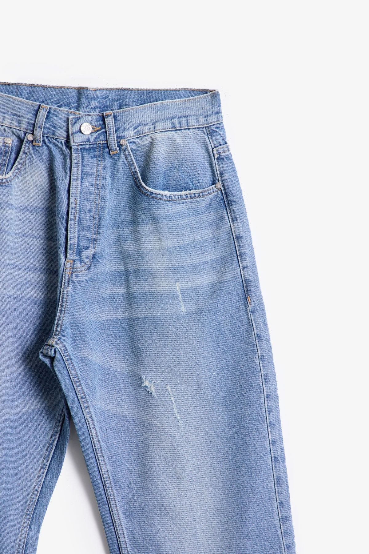 G:04 Relaxed Flare Denim - Light Blue - Image 4