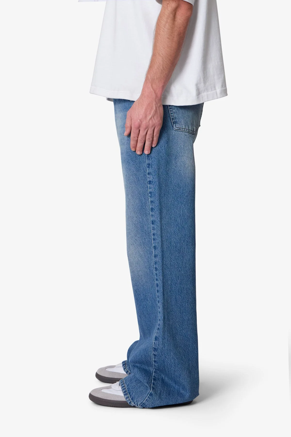Kick Flare Denim - Washed Blue - Image 4