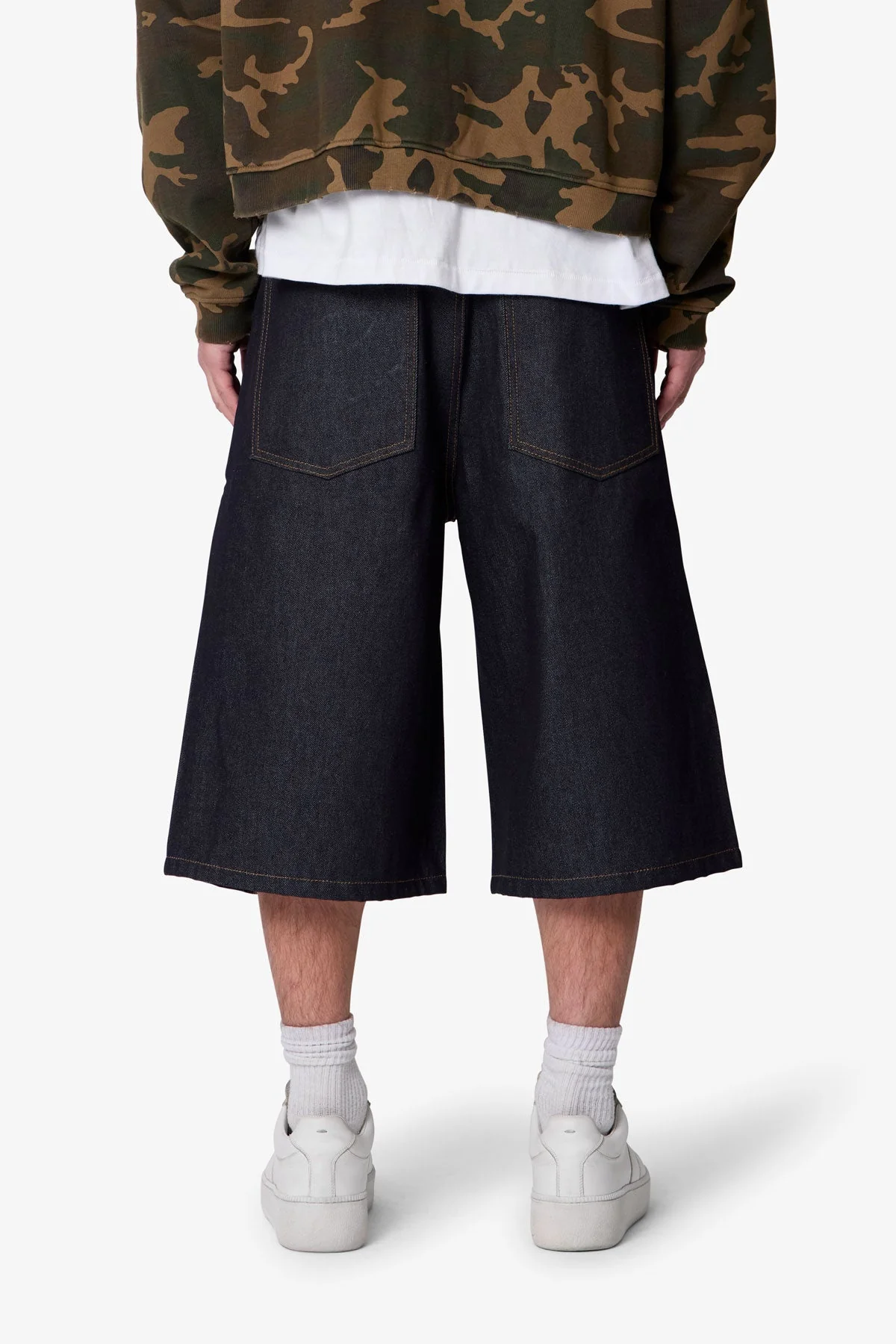 Ultra Baggy Pleated Denim Shorts - Rinsed Indigo - Image 5