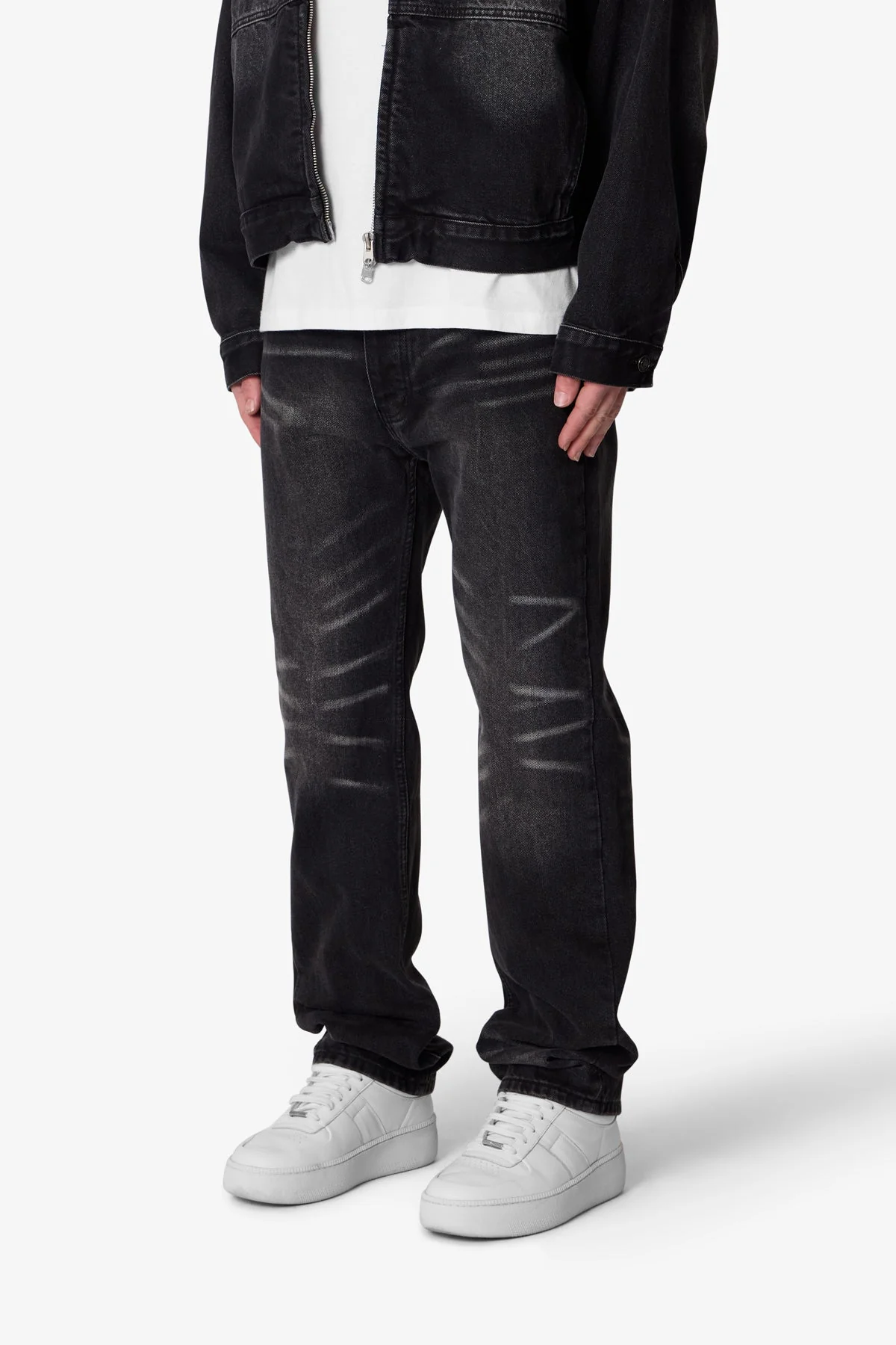V724 Baggy Chore Denim - Washed Black - Image 3