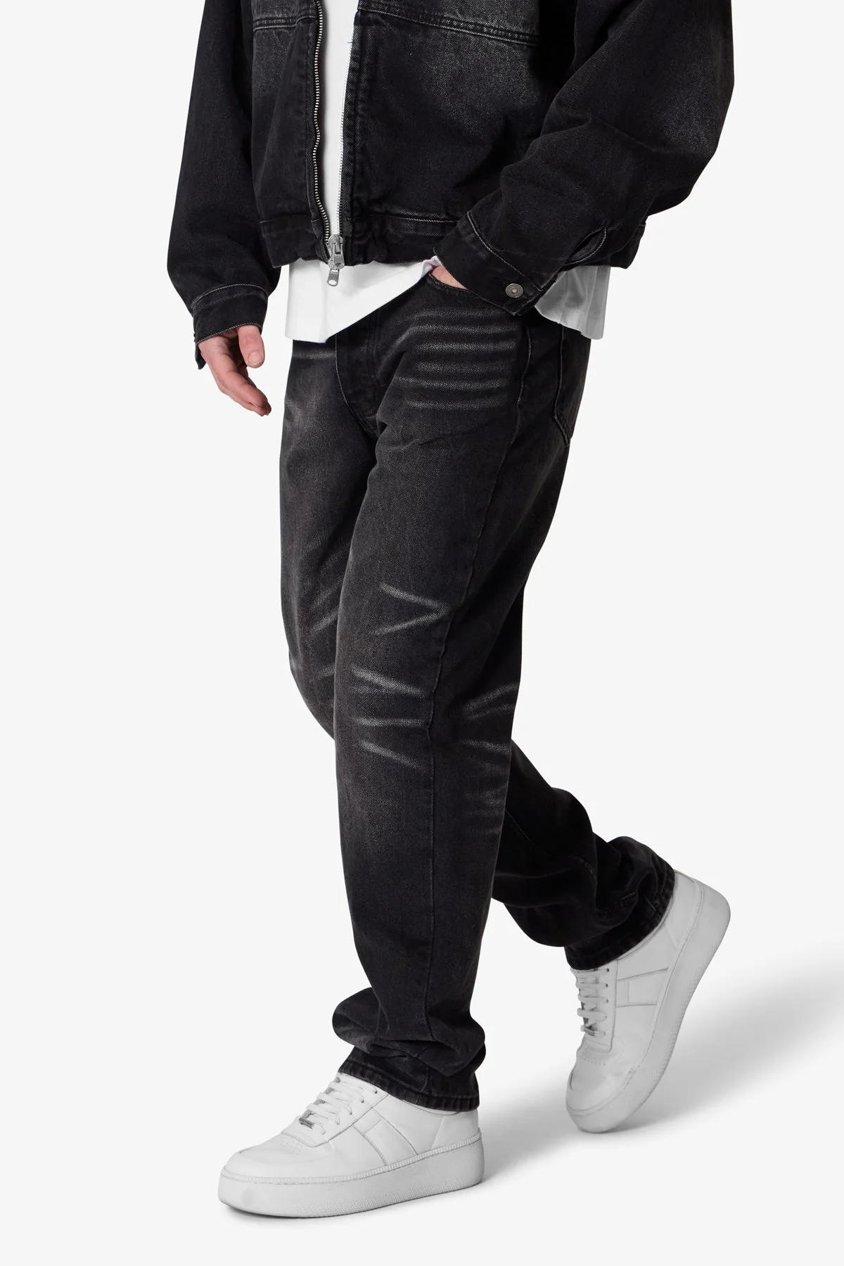 V724 Baggy Chore Denim - Washed Black - Image 6