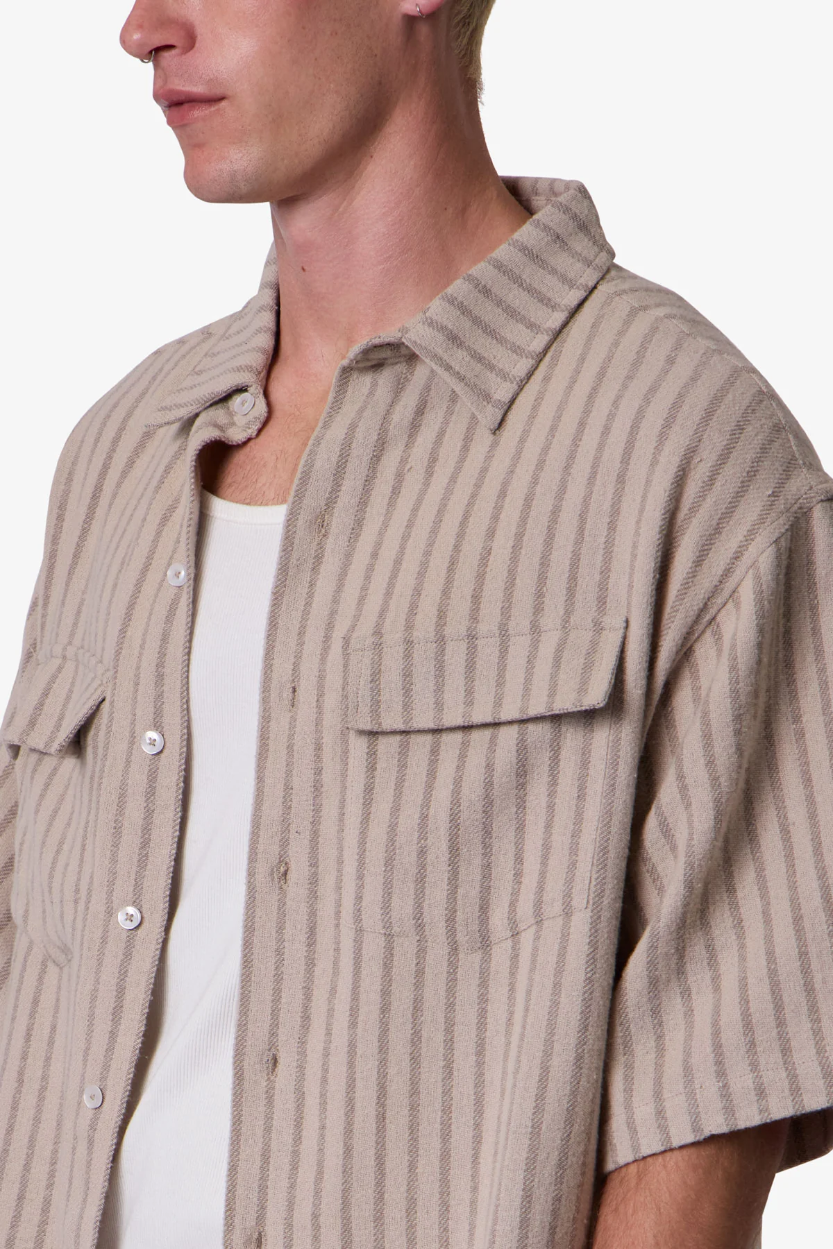 Cropped Boxy Striped S/S Shirt - Khaki - Image 7